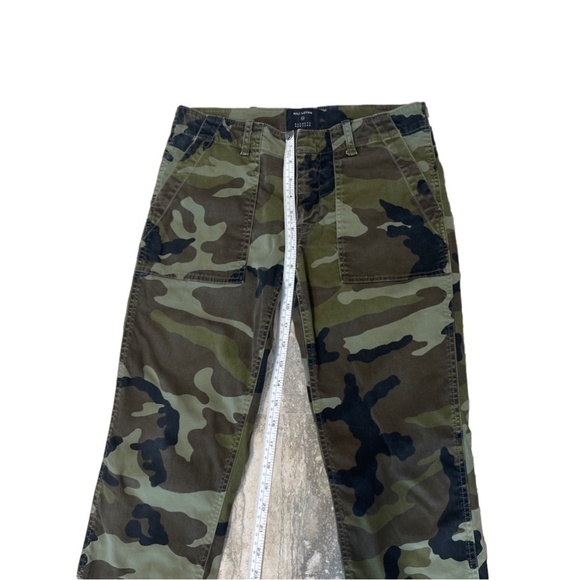 NILI LOTAN FOR BARNEYS CAMO JENNA PANTS SZ 0 - Picture 4 of 6